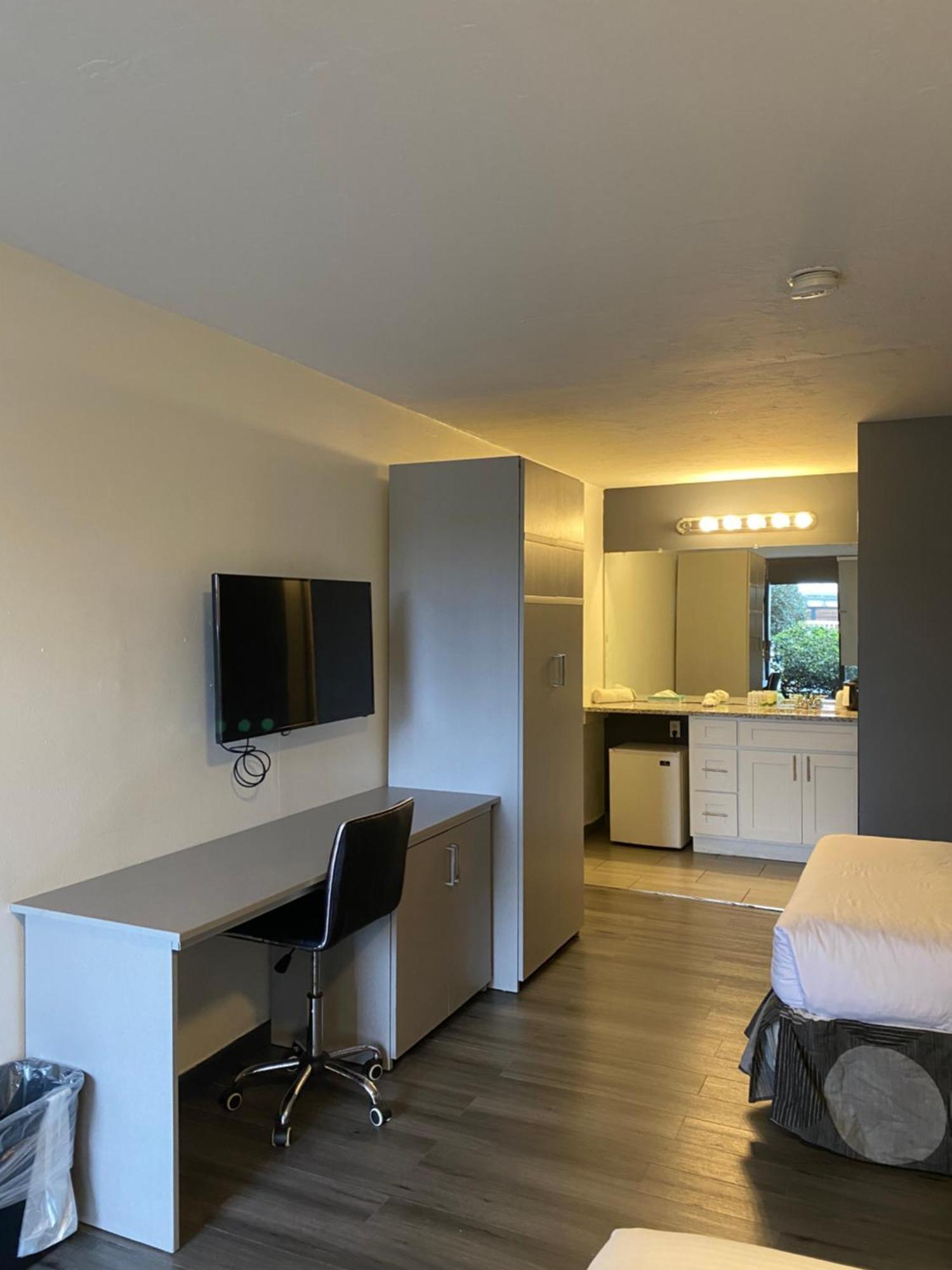 Hotel 10 Extended Stay New Orleans Exterior photo