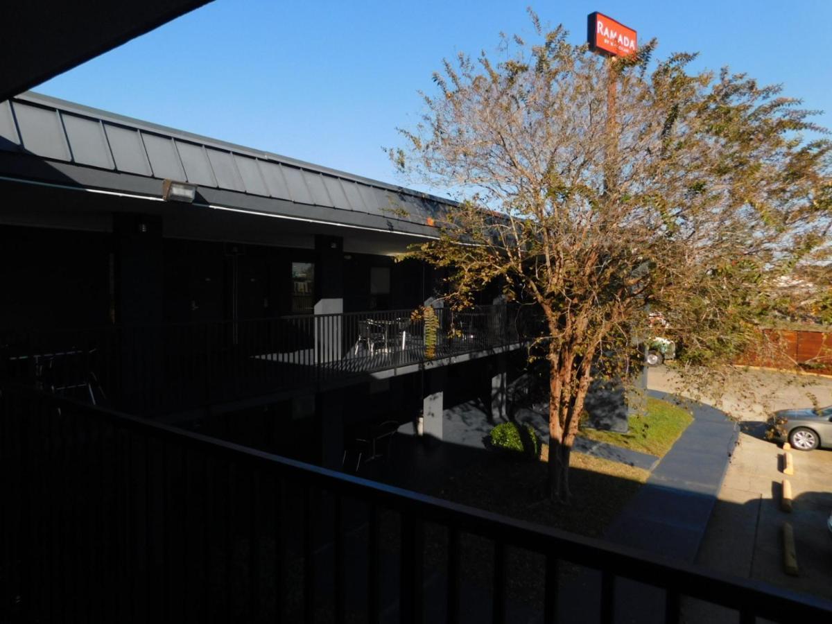 Hotel 10 Extended Stay New Orleans Exterior photo